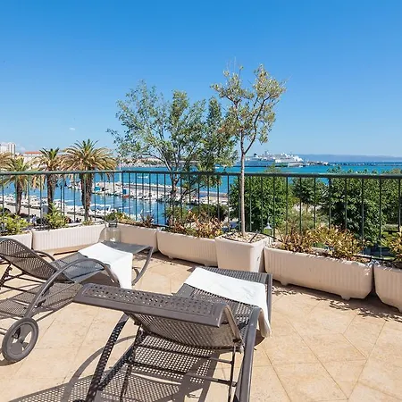 Augustea Terrace Daire